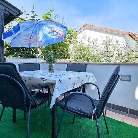 Apartment Ivanka A2 *